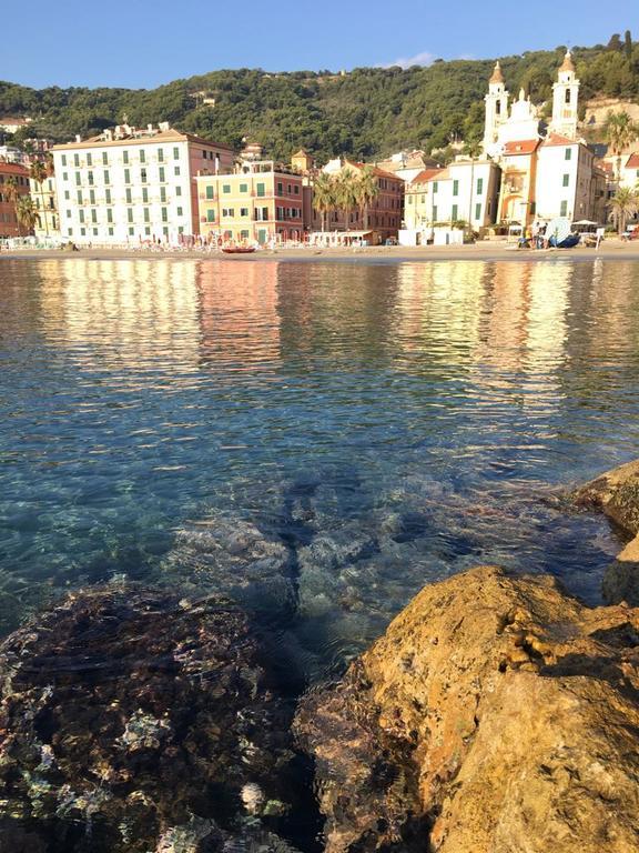 Hotel Garden Laigueglia Buitenkant foto