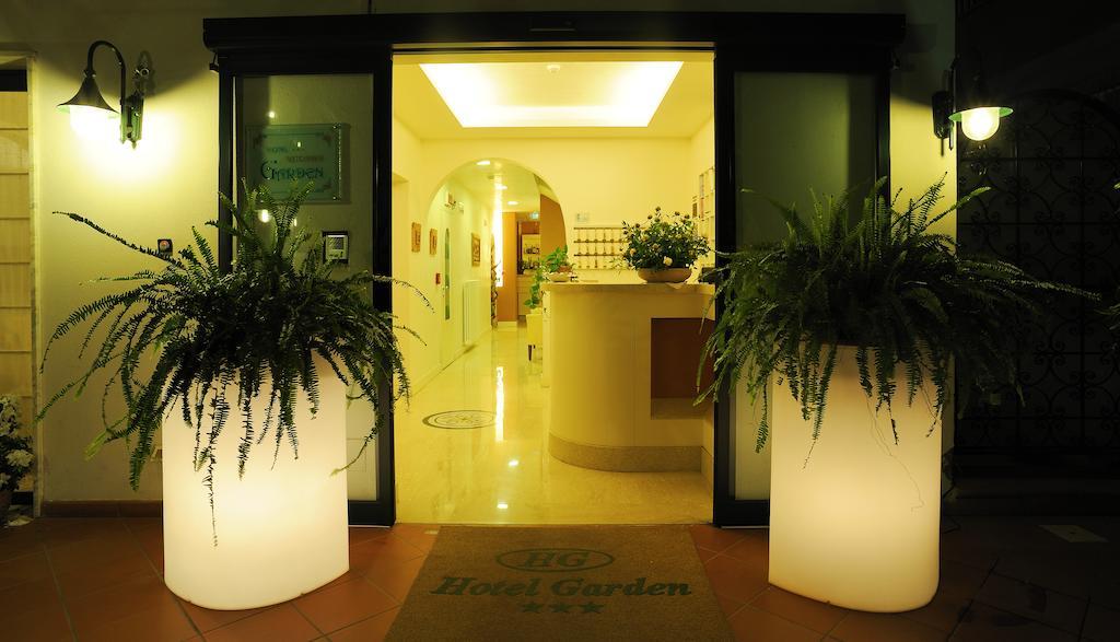 Hotel Garden Laigueglia Buitenkant foto