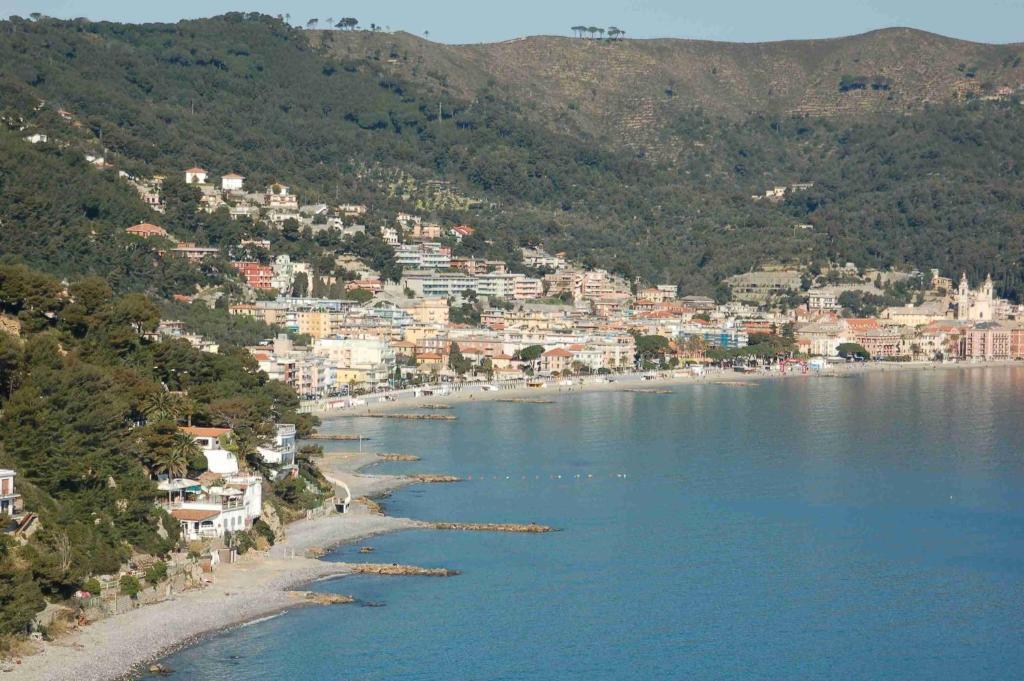Hotel Garden Laigueglia Buitenkant foto